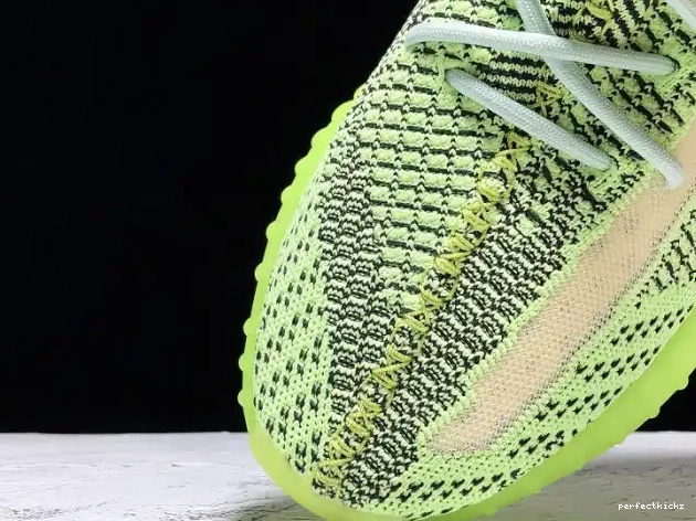 Yeezy Adidas Boost V2 